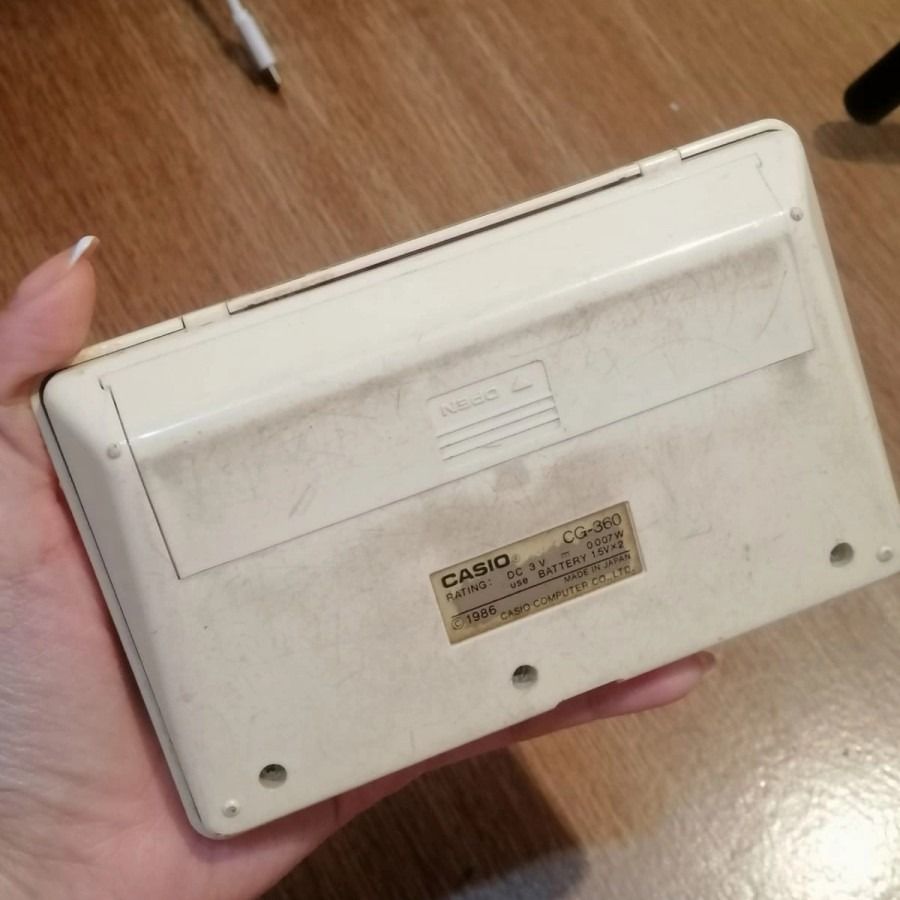 Game watch jadul gimbot casio sl bankman, Elektronik, Lainnya di Carousell
