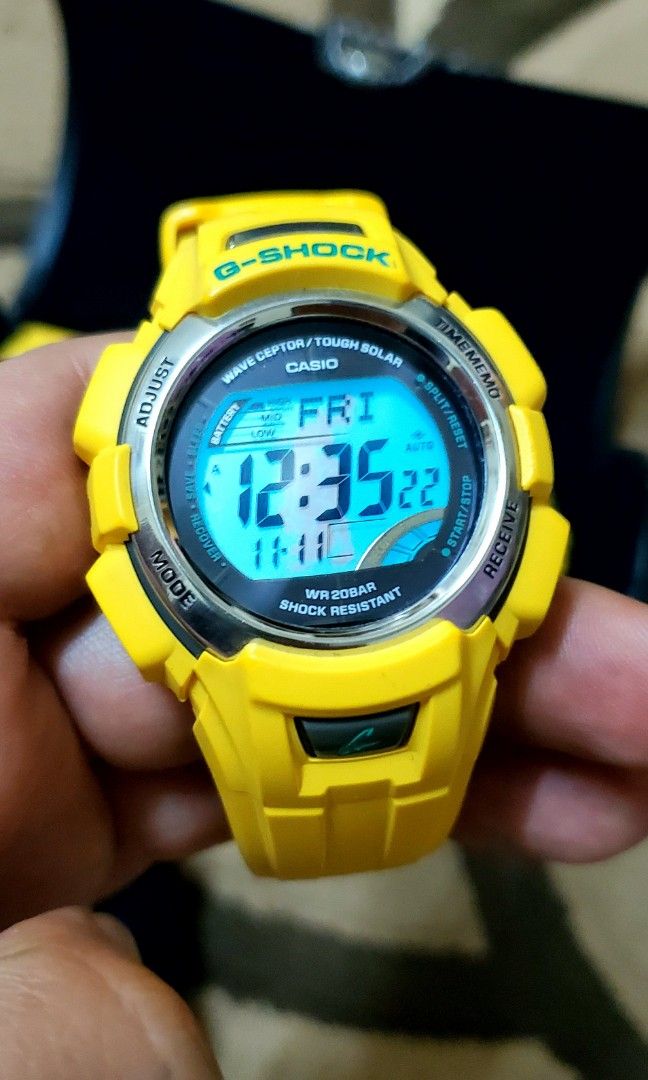 【在庫品】カシオ Gショック GW-300FJ 電波ソーラー 黄色 アルティメットフォース 時計