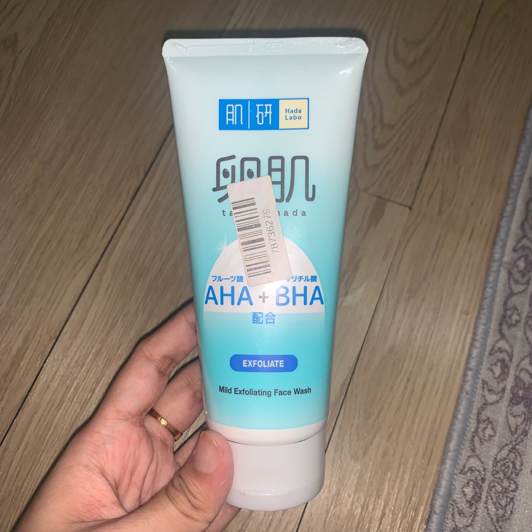 Hada labo AHA/BHA face wash oil control, Beauty & Personal Care, Face
