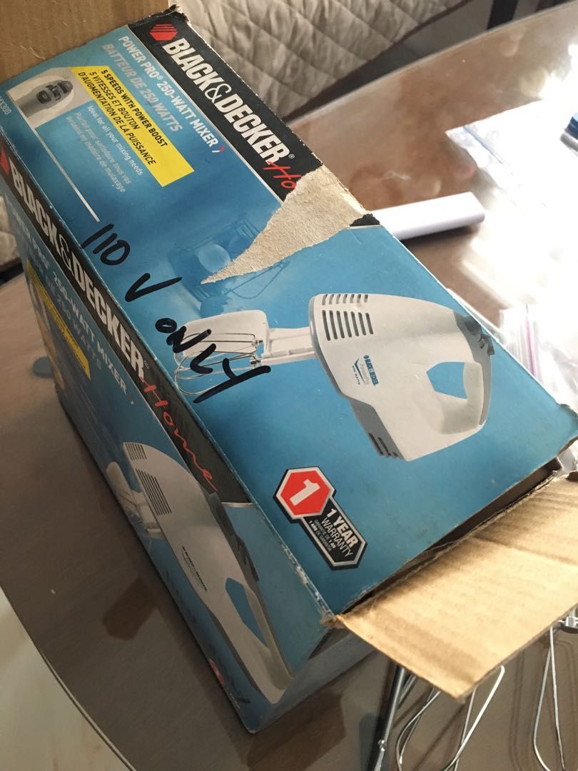 Hand Mixer Black and Decker (Category: Bakeware) located in San Mateo. Submitted by drewmad (Listing ID 1195855651, Image 2). Description: Need Transformer 110V 100% Tested and Working.