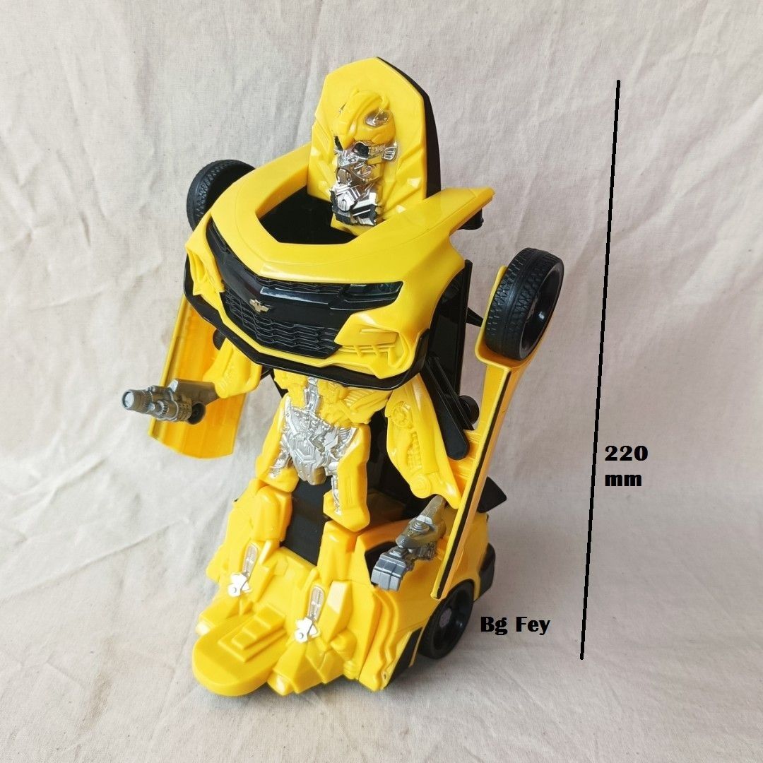 Hasbro 2017 Dickie M5 Transformers Robot Fighter Bumblebee
