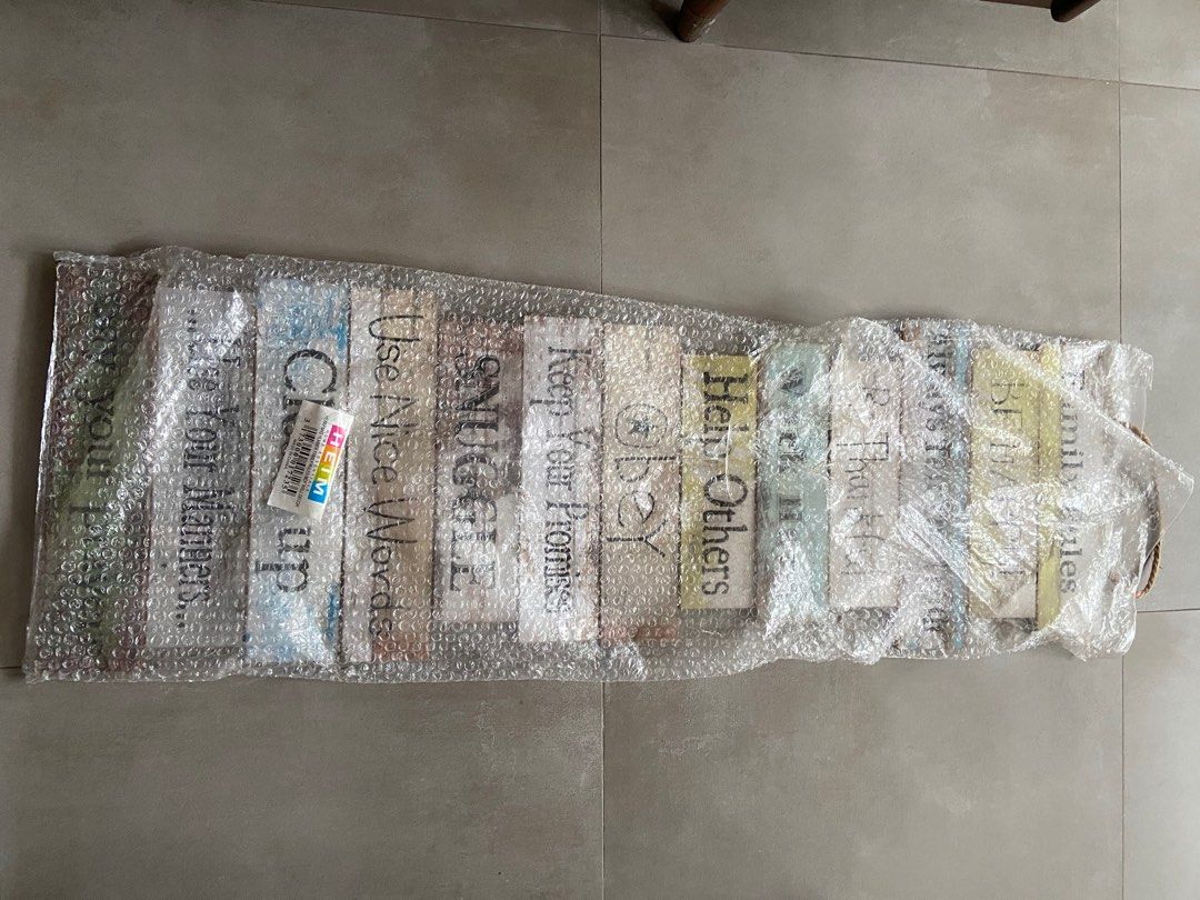 Heim Wall/Door Decor (Category: Wall Decor) located in Marikina City. Submitted by marvim (Listing ID 1195900050, Image 1). Description: Decor for wall or door. This is long. Never used. Bought for more than 1k.