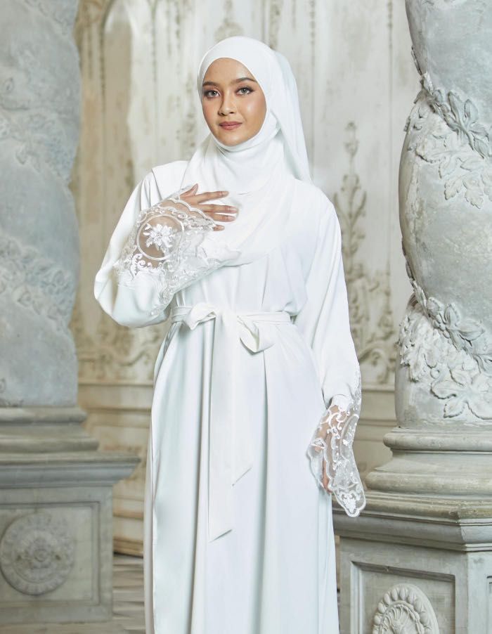 Hayaa abaya clearance