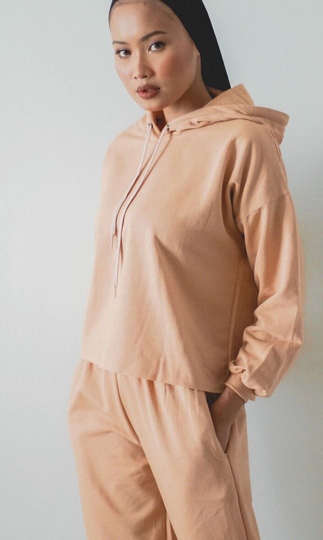 Nude sweatpants set store