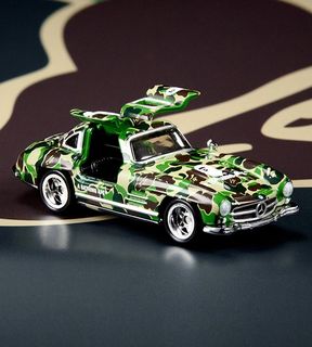 (Category: ) located in . Submitted by diecast_maniac_sg (Listing ID 1195961859, Image 1). Description: .