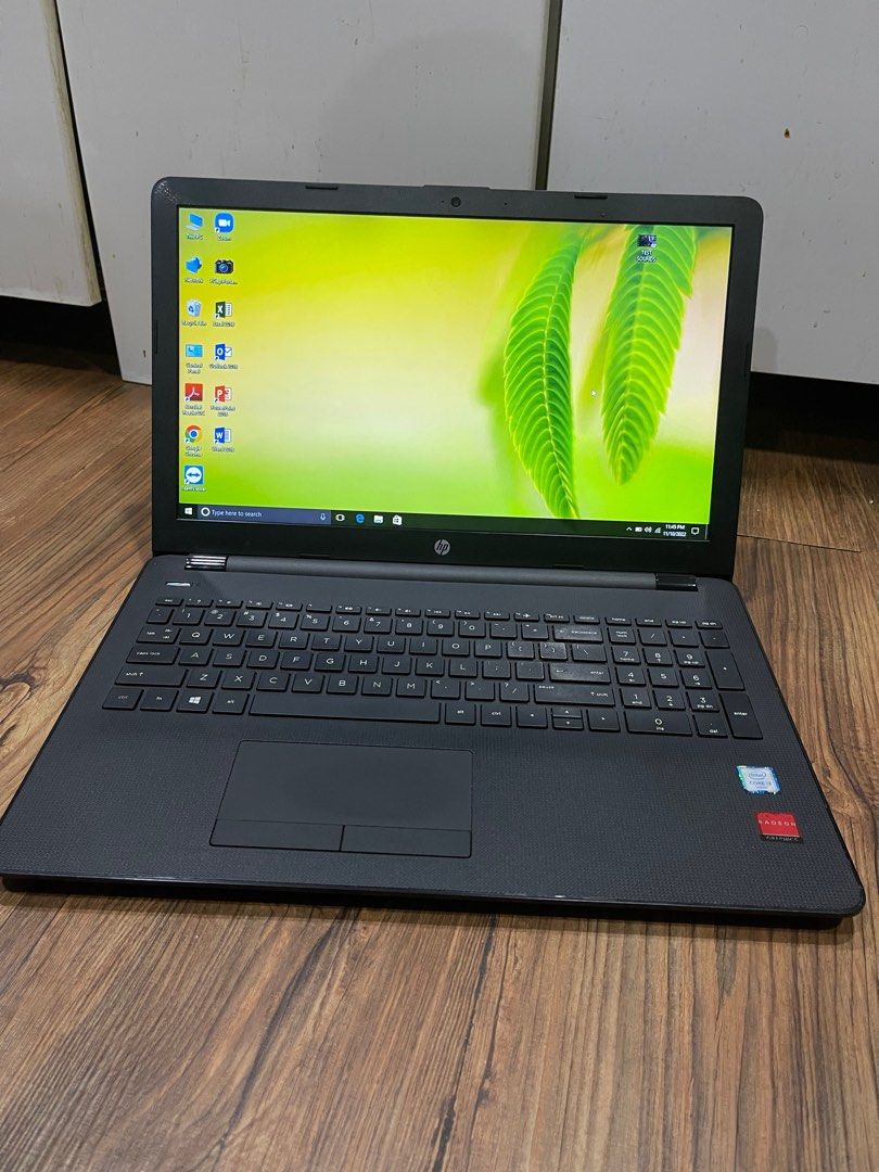 Hp laptop big screen good condition, Computers & Tech, Laptops