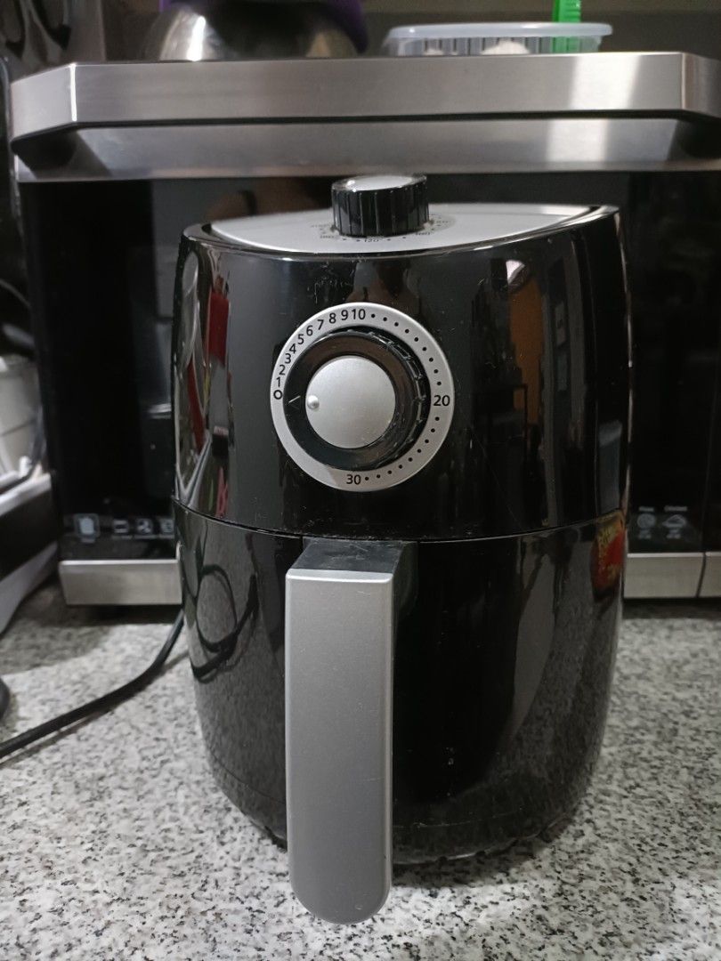 Ilo Mini Air Fryer, TV & Home Appliances, Kitchen Appliances, Cookers