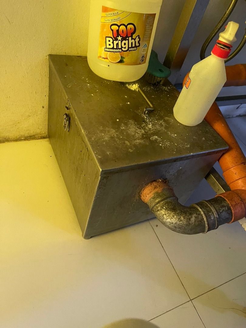 Industrial Sink with Faucet and Grease Trap, Commercial & Industrial