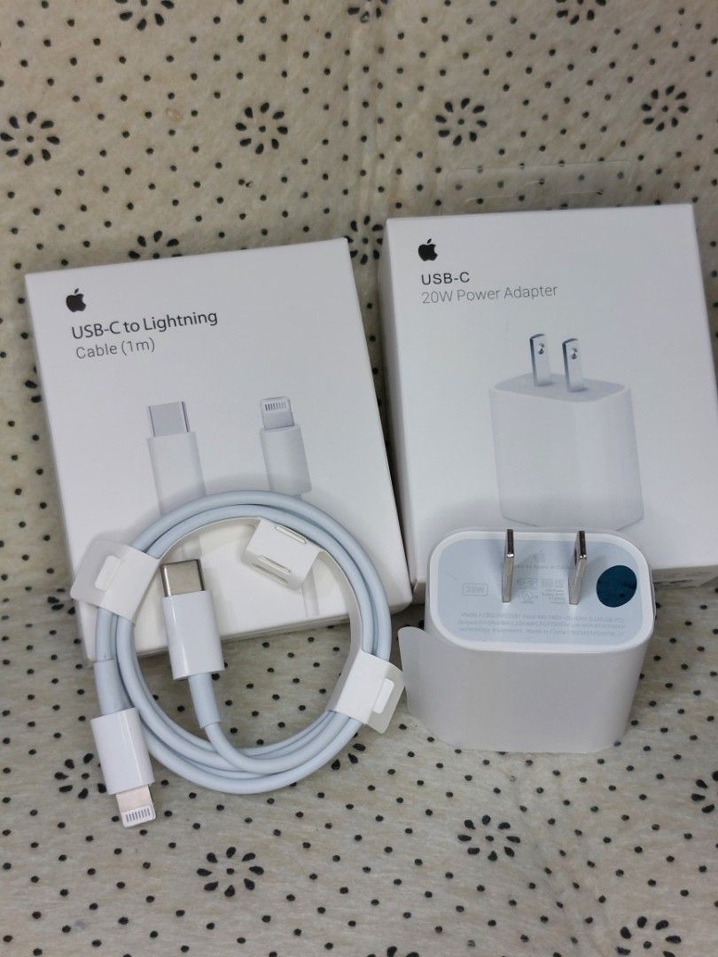 Iphone charger 20 watts set Video Gaming Gaming Accessories