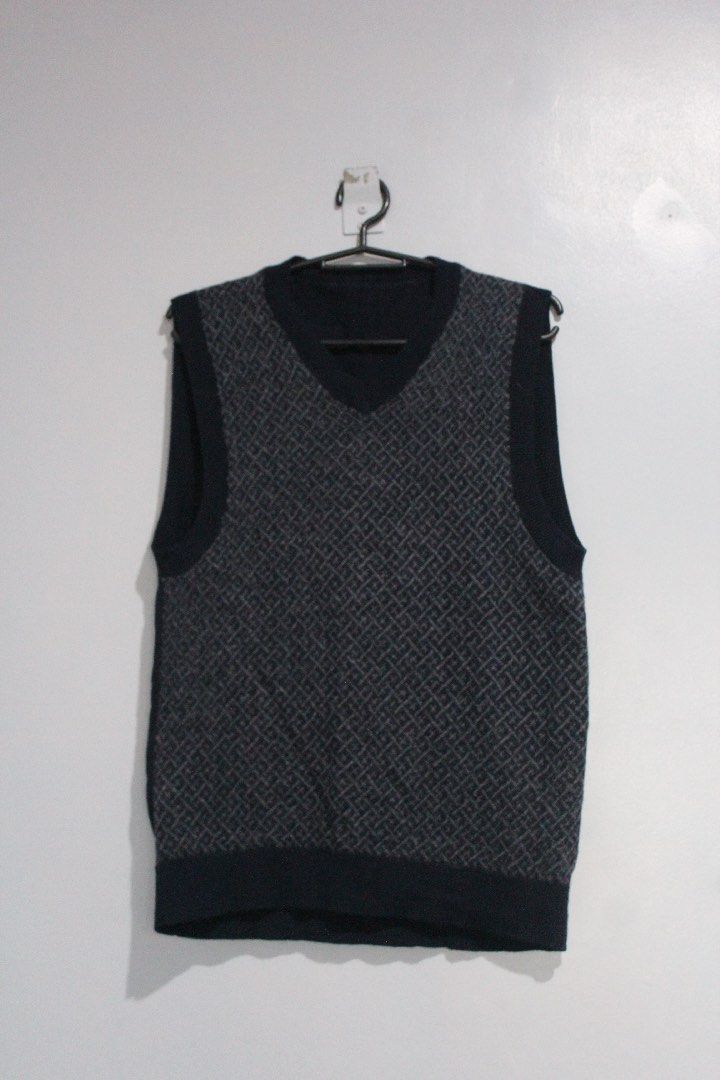 Korean Knitted Vest, Men's Fashion, Tops & Sets, Vests on Carousell