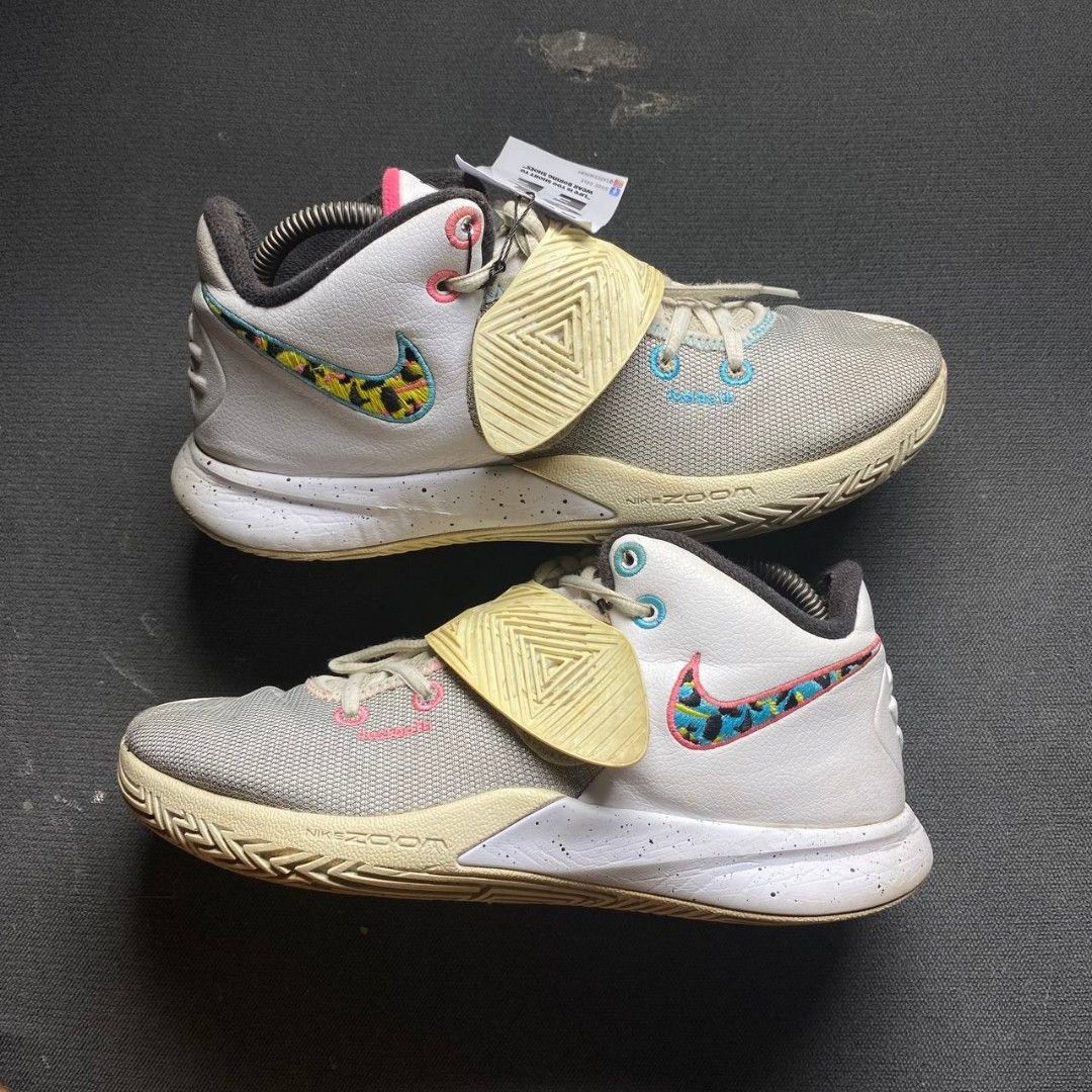 harga kyrie flytrap 3