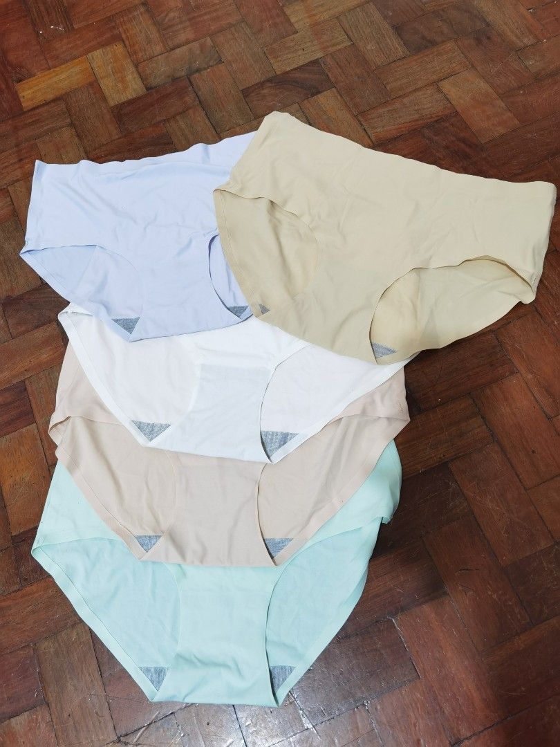 UNIQLO PANTIES BUNDLE, Women's Fashion, Undergarments & Loungewear on