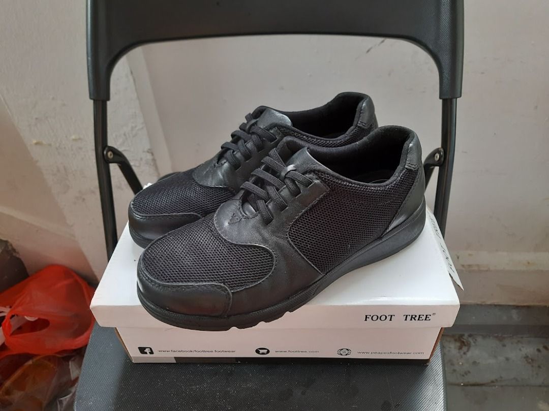 Like New Ladies Foot TREE Leather black shoes size EU 38.5 UK 5.5 US 7.5 Good for abuse catering Nursing or Security