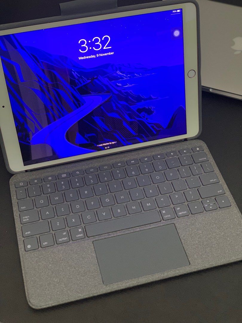 Logitech Combo Touch iPad Bluetooth Keyboard, Mobile Phones & Gadgets