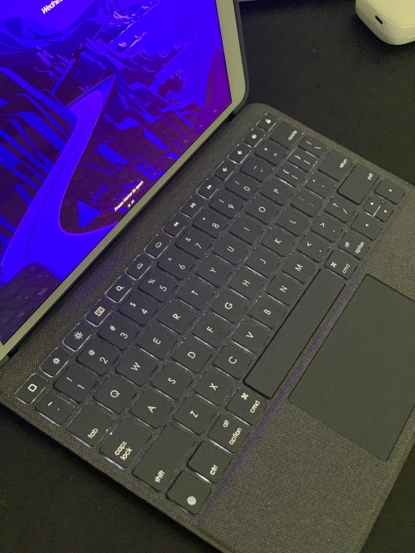 Logitech Combo Touch iPad Bluetooth Keyboard, Mobile Phones & Gadgets