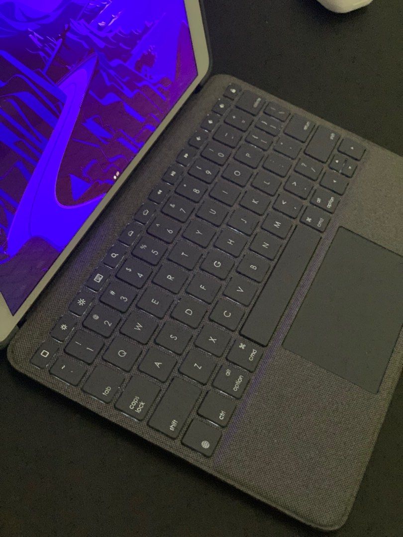 Logitech Combo Touch iPad Bluetooth Keyboard, Mobile Phones & Gadgets