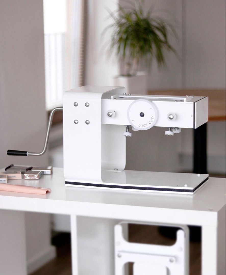 Lucy clay machine hot sale