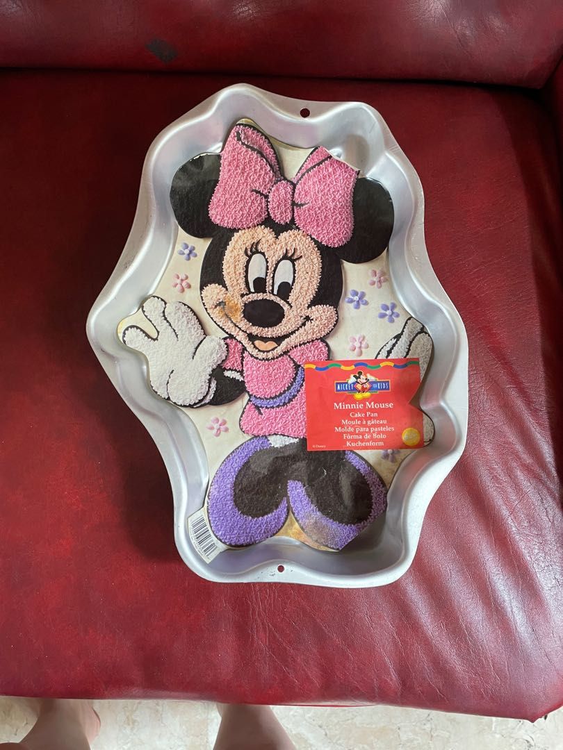Minnie mouse baking pan