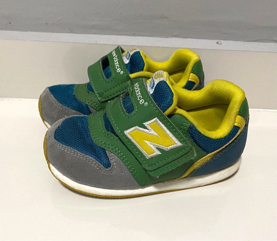 New balance baby best sale japan