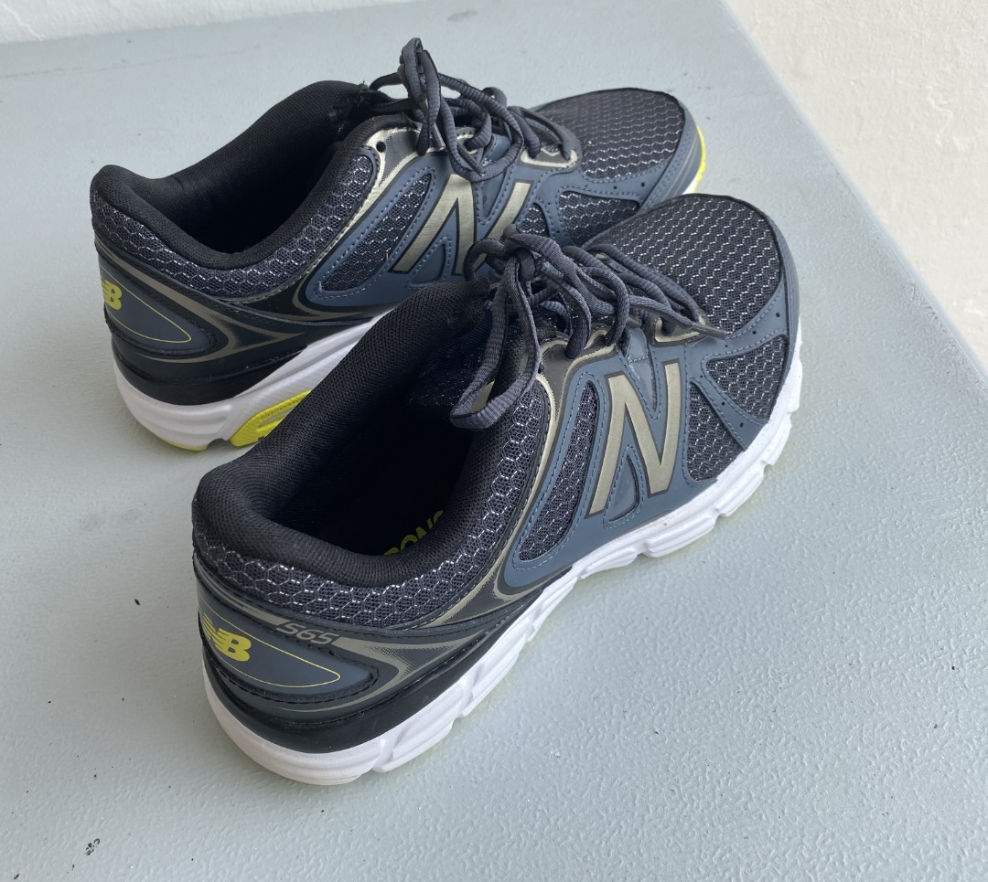 New Balance Shoes (running), US9, width 2E., Men's Fashion, Footwear