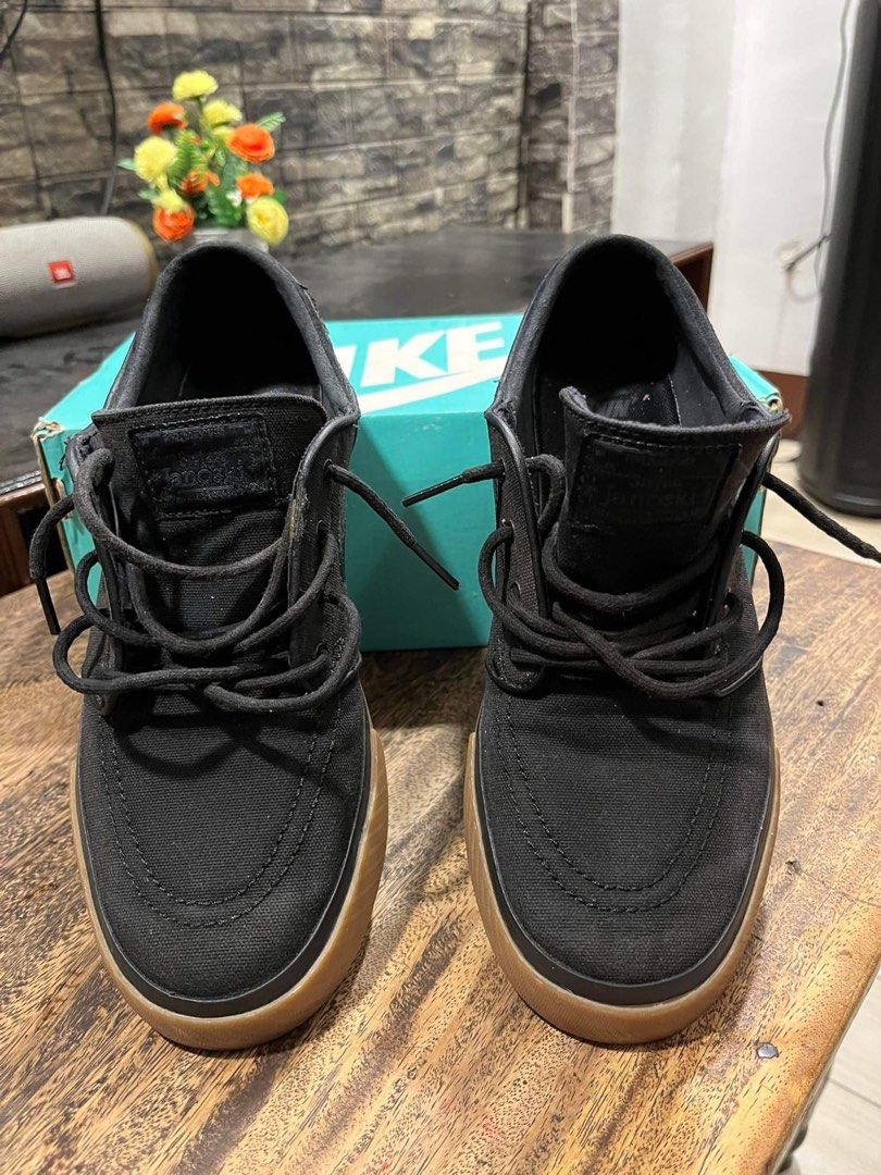 Nike Zoom Stefan Janoski size 7.5 US 