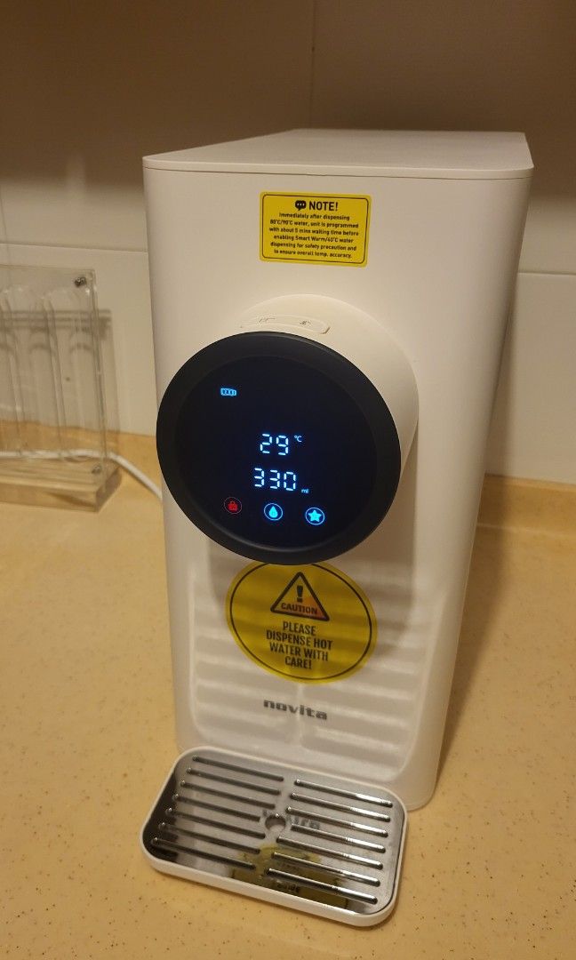 Novita Instant Hot Water Dispenser W11, TV & Home Appliances, Kitchen