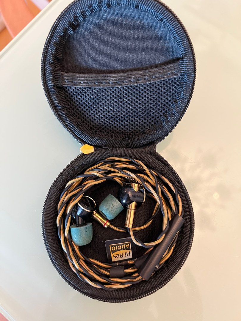 ONKYO E900M, 音響器材, 耳機 - Carousell