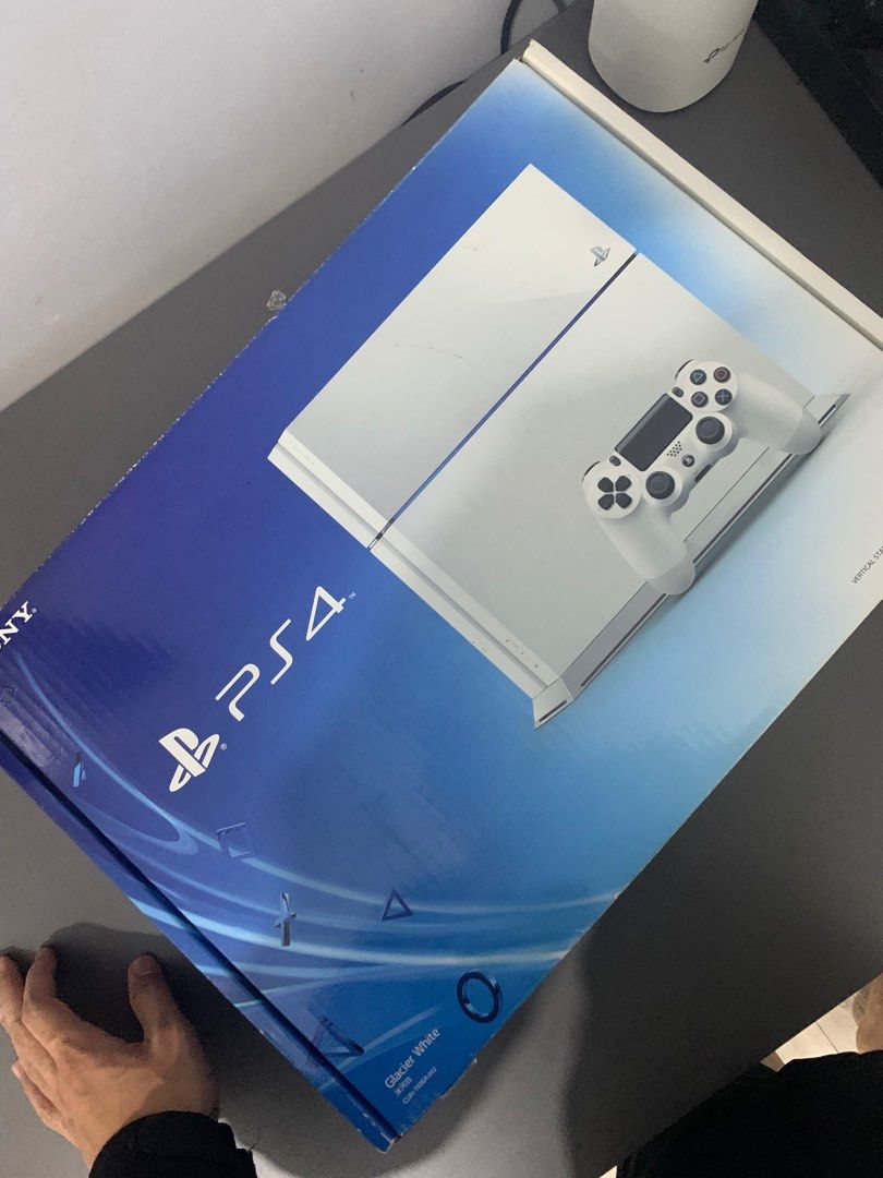Playstation 4 White (Limited edition), Video Gaming, Video Game