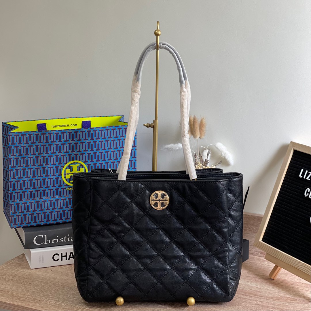 ON HAND: Tory Burch Willa Tote Bag in Black, Women's Fashion, Bags ...
