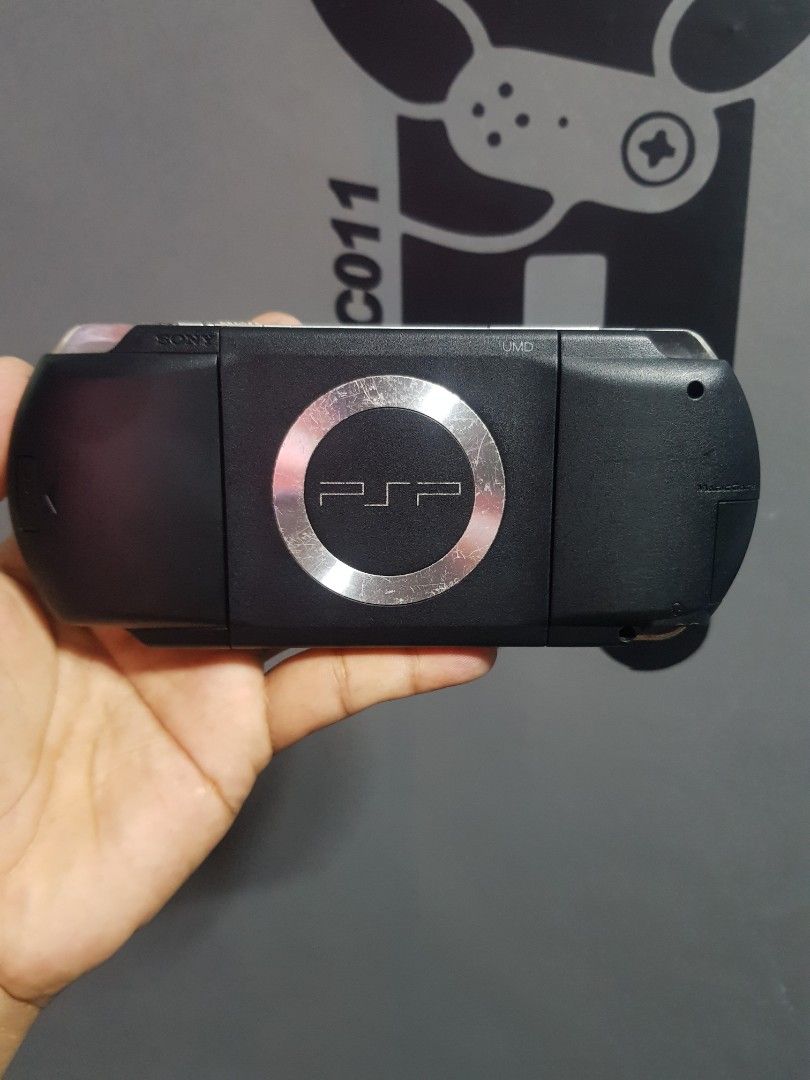 PSP Fat 1000 Series 8GB, Video Gaming, Video Game Consoles, PlayStation ...