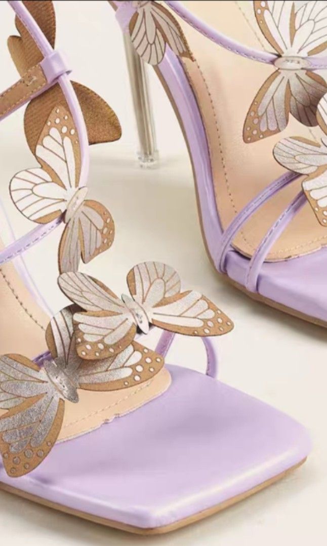Purple heels top with butterflies