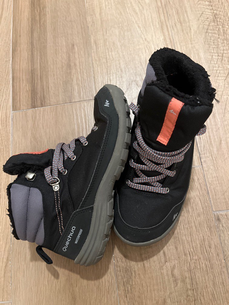 Quechua winter shoes, Women's Fashion, Footwear, Boots on Carousell