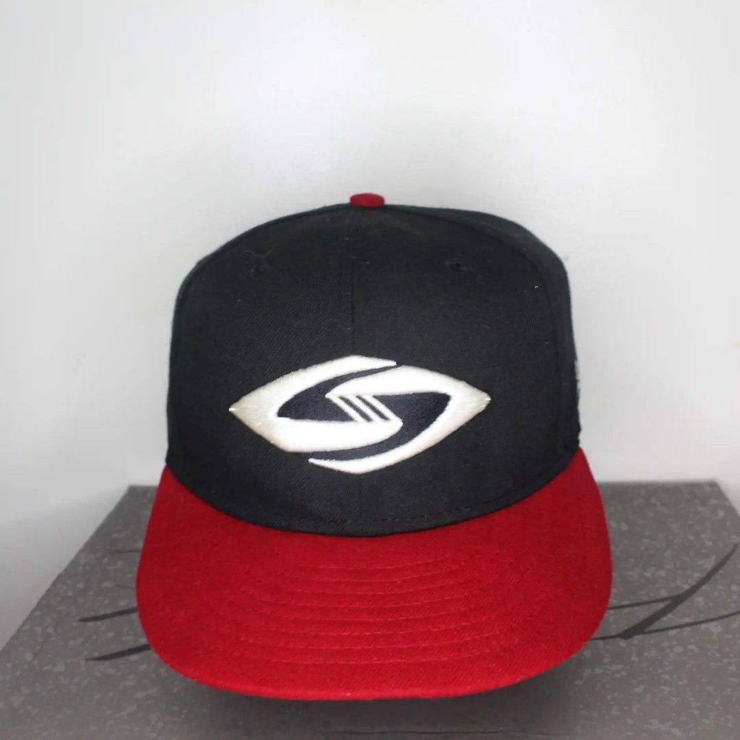 Rare Gongshow New era snapback, Men's Fashion, Watches & Accessories