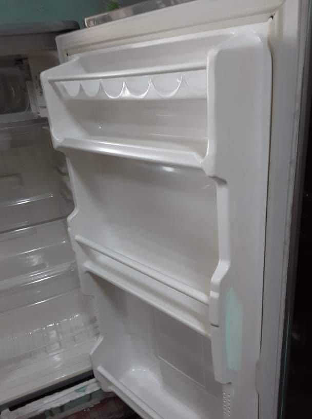 sanyo 3.7 cu ft refrigerator