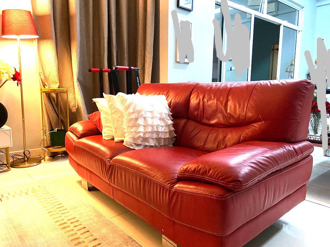 Rozel sofa 2025