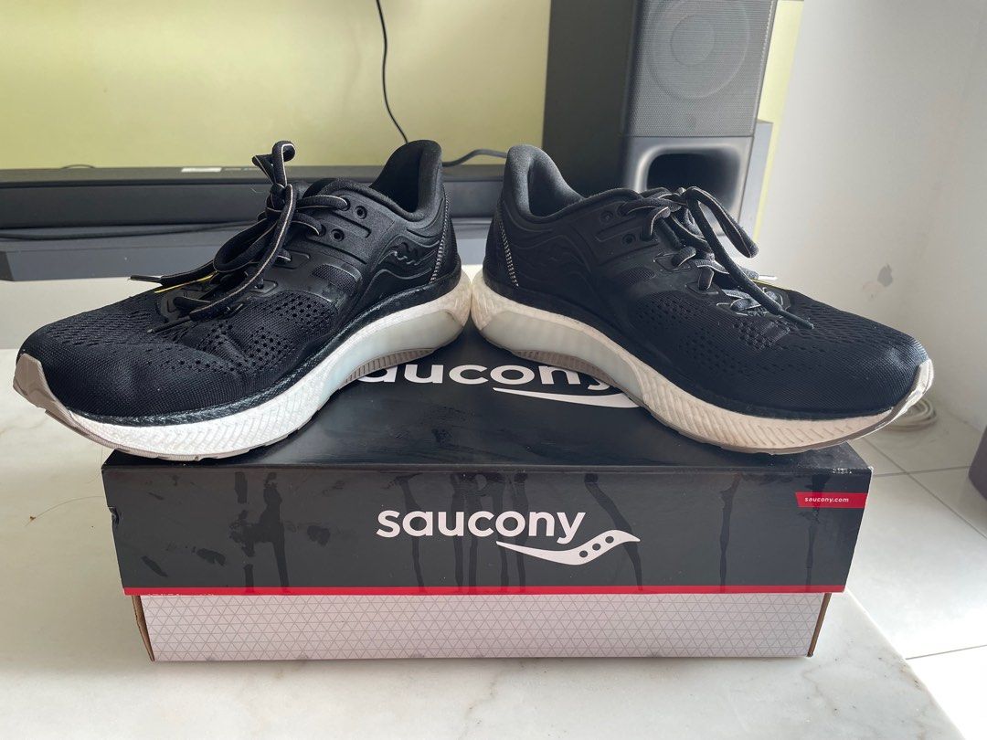 Saucony hurricane hotsell 17 42
