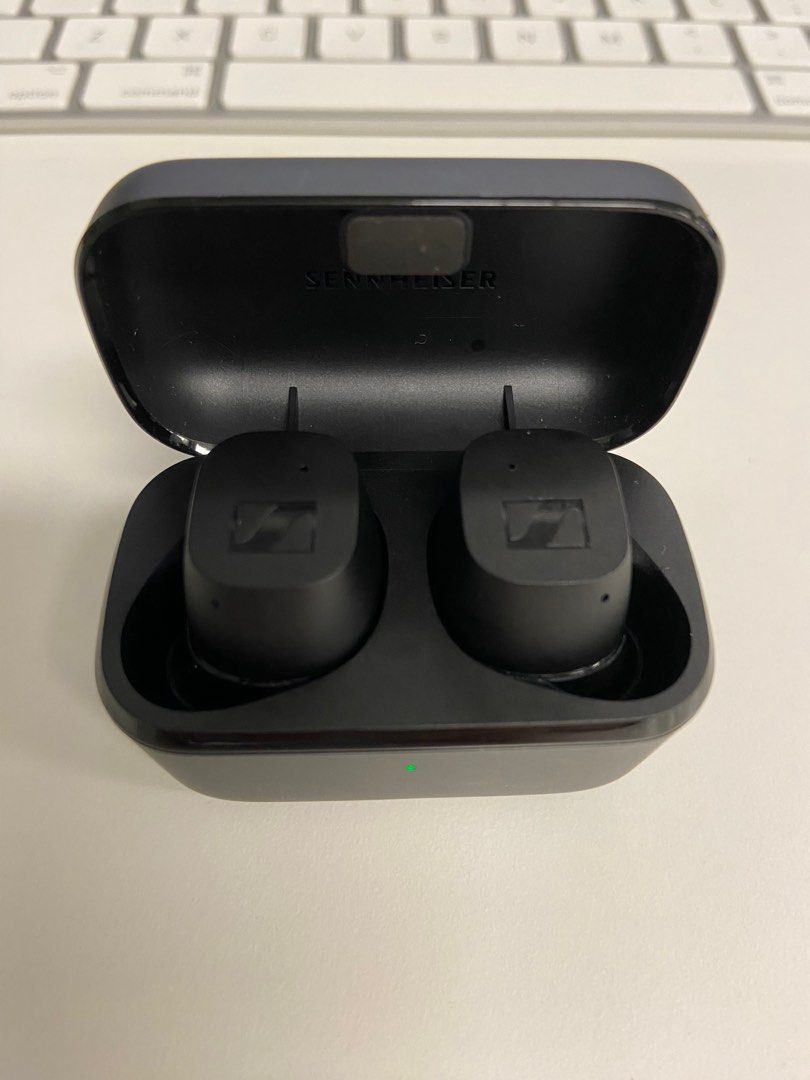 Sennheiser True Wireless (warranty till 10/2023), Audio, Headphones