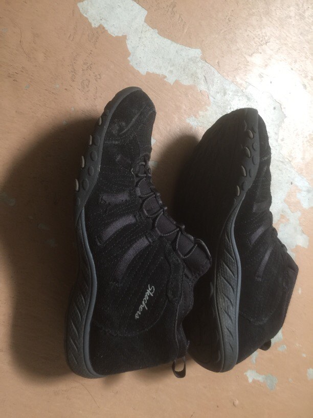 Skechers high cut rubber shoes. US bought, Women's Fashion, Footwear