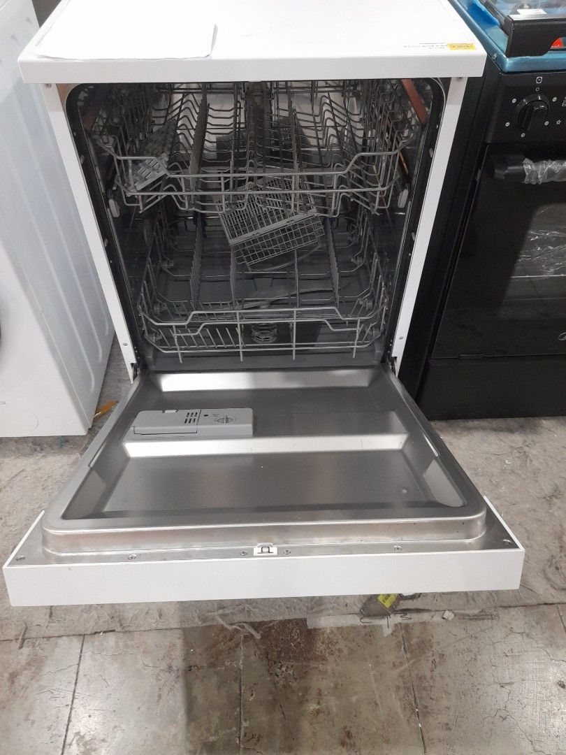 Solt 60cm freestanding dishwasher, TV & Home Appliances, Kitchen Appliances, Dishwasher on Carousell