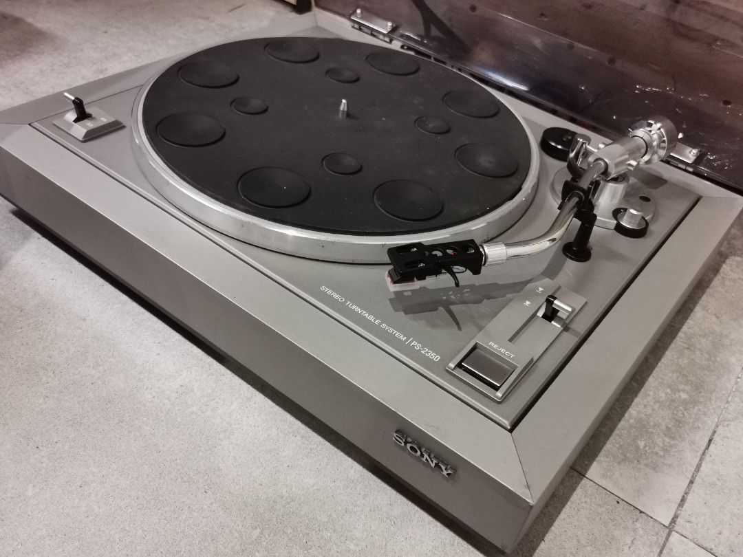 Sony PS-2350 belt drive turntable (Category: Other Audio Equipment) located in Caloocan City. Submitted by Lan_cab (Listing ID 1195944841, Image 2). Description: Sony PS-2350 Belt drive Semi automatic w/ Auto return Good working condition Bnew headshell Bnew cart, stylus Bnew belt Orig sony 45 adapter Made in japan, AC 100V P7, 800.