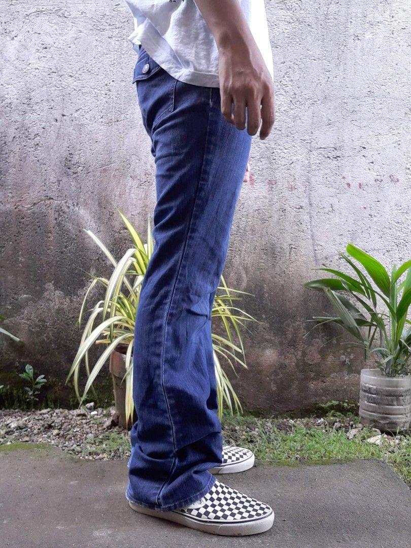 curvy flare jeans gap