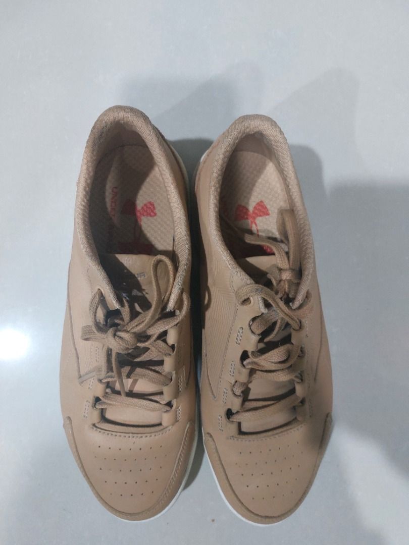Zapatos under deals armour beige uk