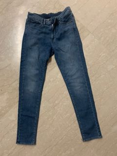 Uniqlo EZY Ultra Stretch Jeans (BNWOT)