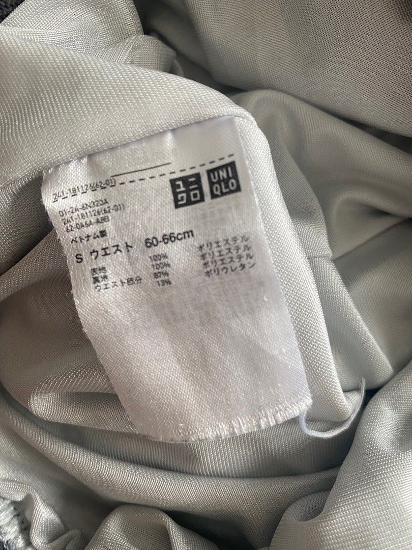 Uniqlo Midi Pleated Skirt, Women's Fashion, Bottoms, Skirts on Carousell