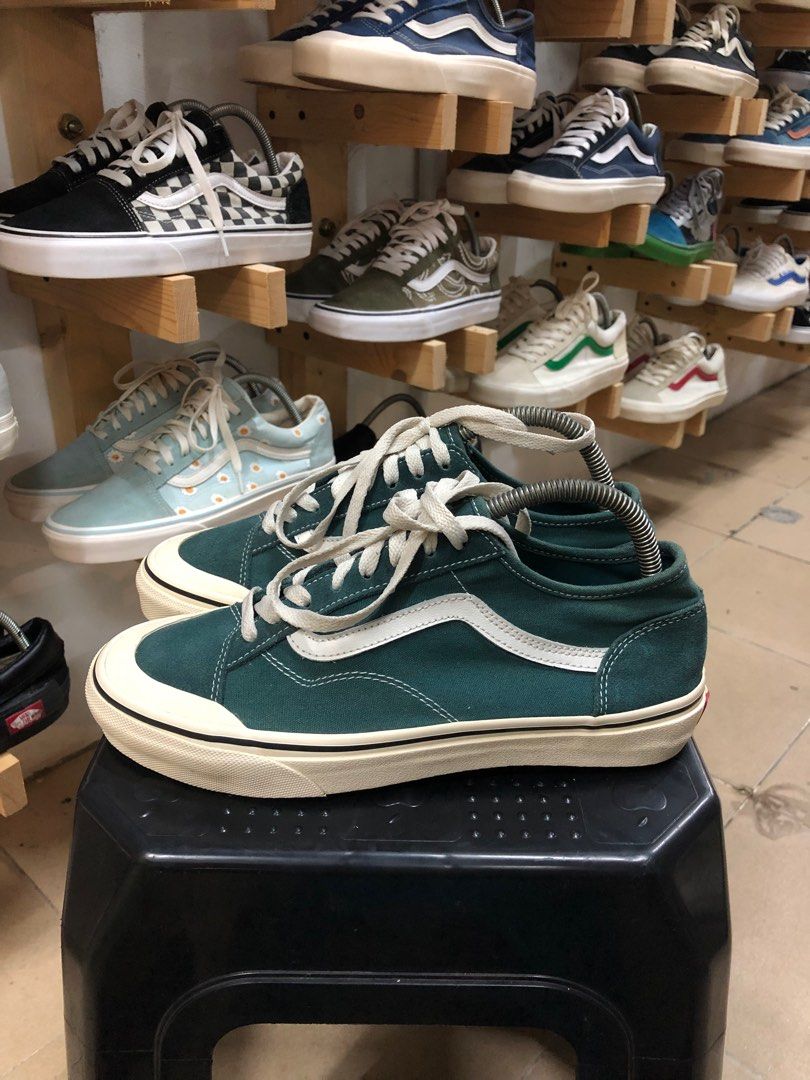 Vans old skool half moon top
