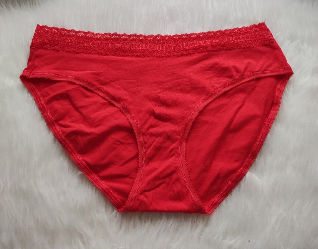 Victoria's secret underwear medium, Women's Fashion, Activewear on