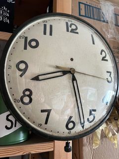 Vintage Diamond clocks and clocks Collection item 1