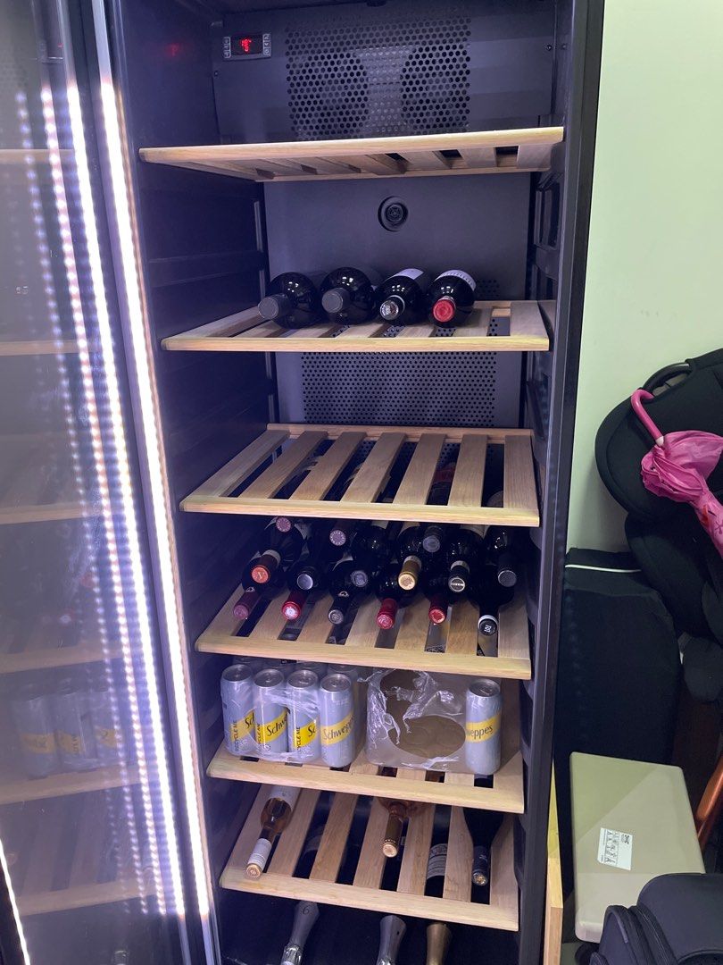 Vintec multi zone wine cellar capacity 198 bottles, TV & Home