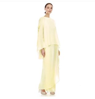 (Category: ) located in . Submitted by onz_ootd (Listing ID 1195977477, Image 1). Description: .