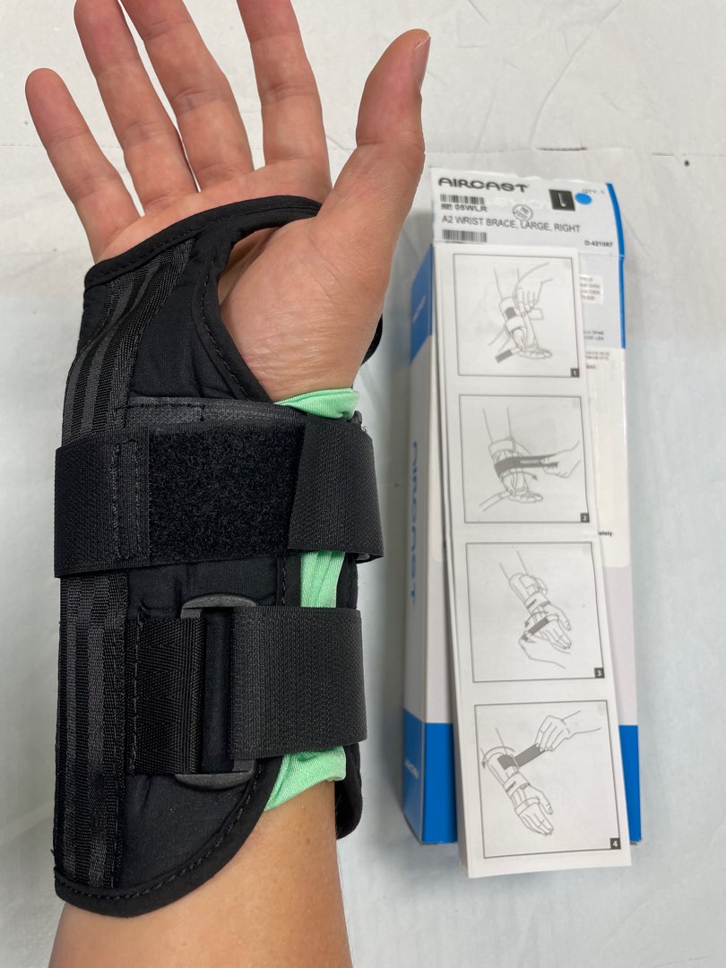 Paediatric Wrist/Ankle brace, Health & Nutrition, Braces, Support